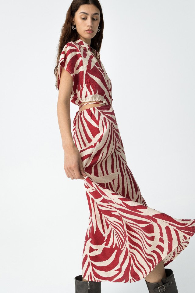 Vestido Midi Estampado com Recortes