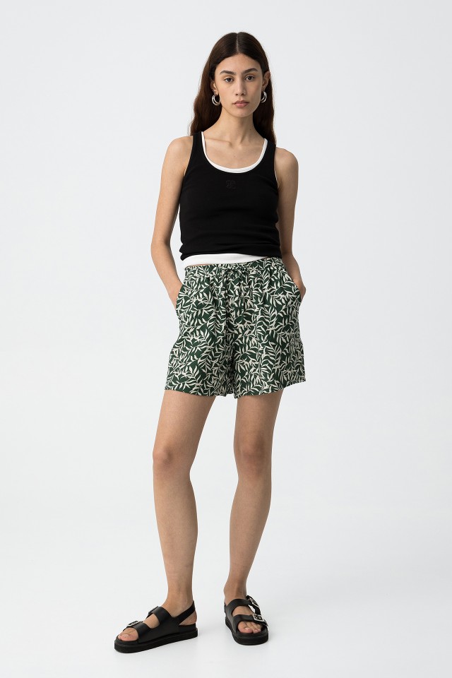 Shorts cortos estampados