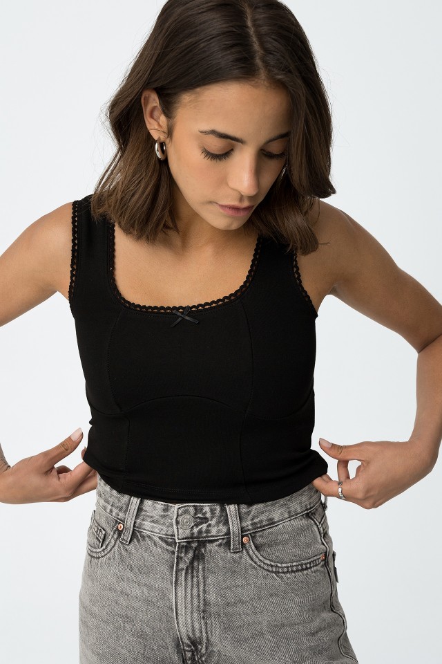Cropped Top