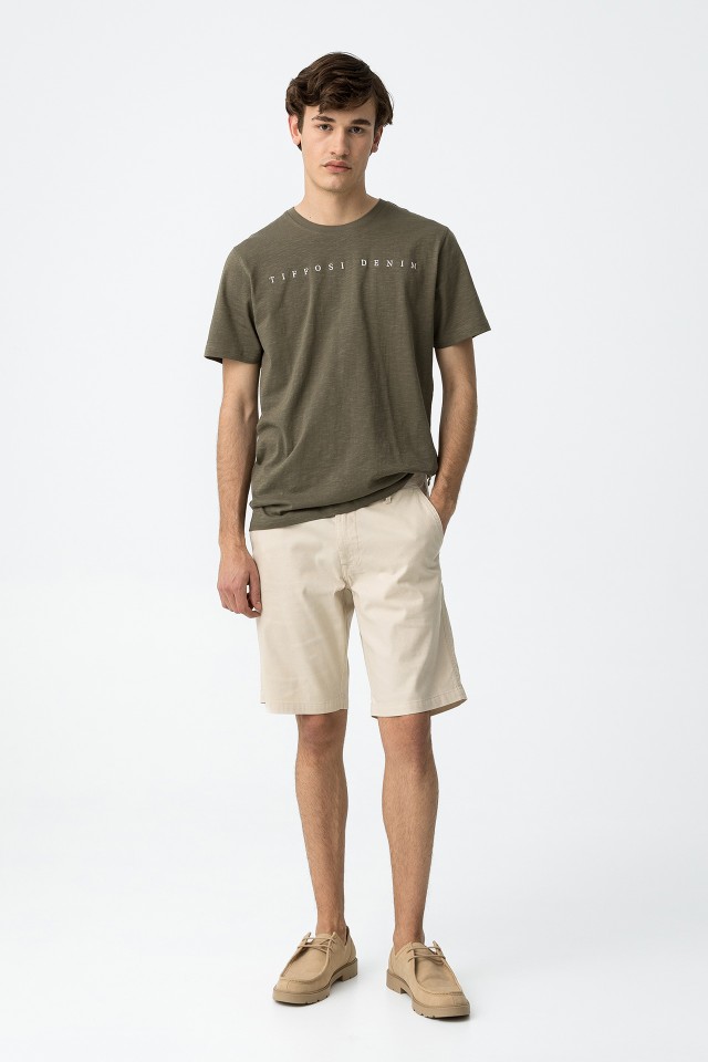 Pantalones cortos chinos de corte slim