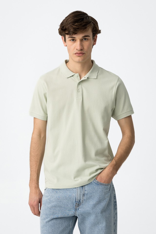 Polo Bsico com Textura
