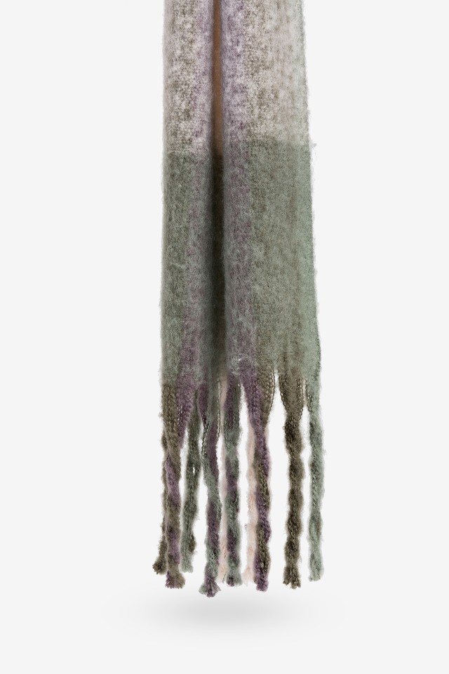 Cachecol Colorido com Franjas