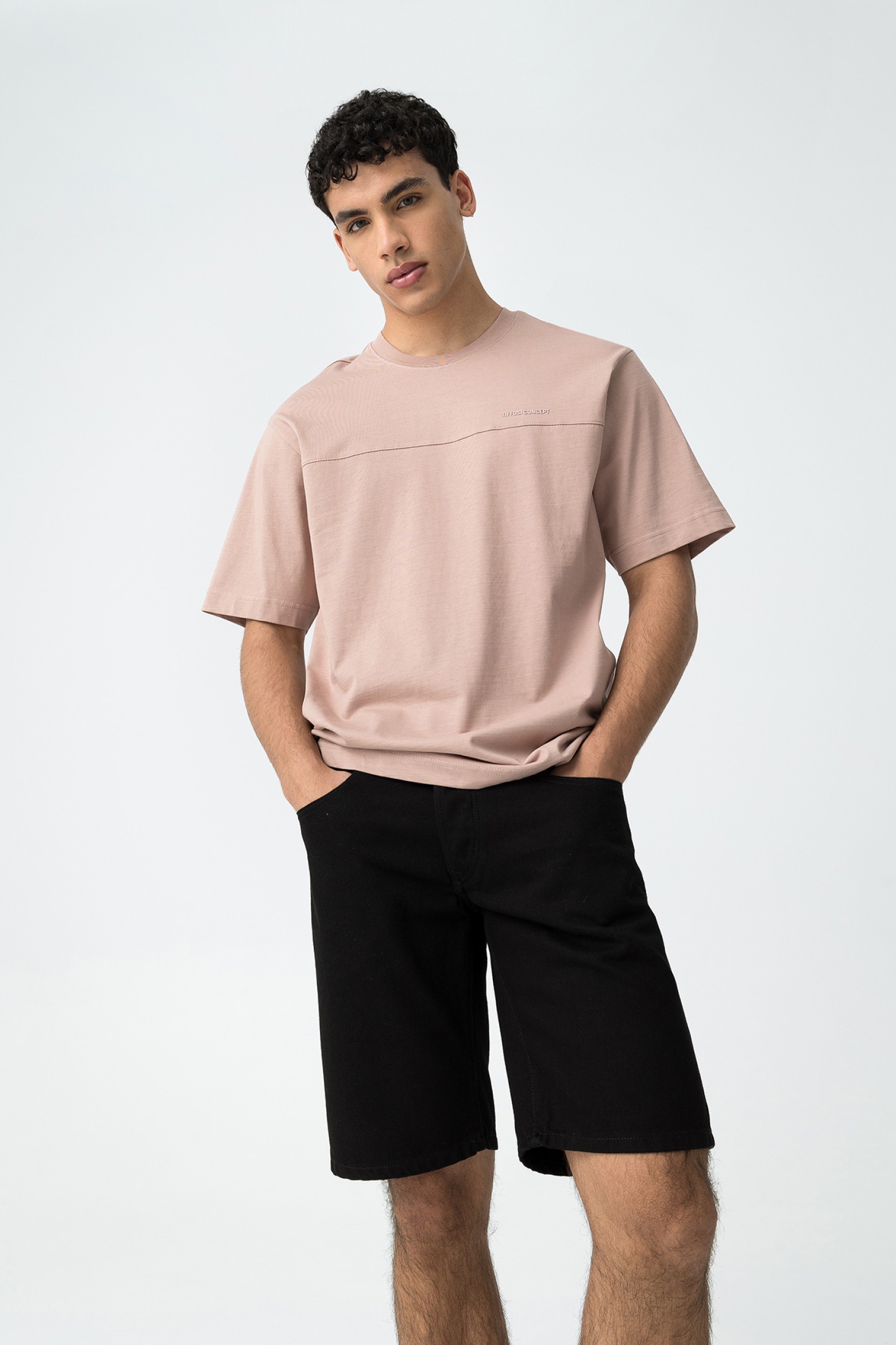Relaxed Fit T-shirt with Front Print