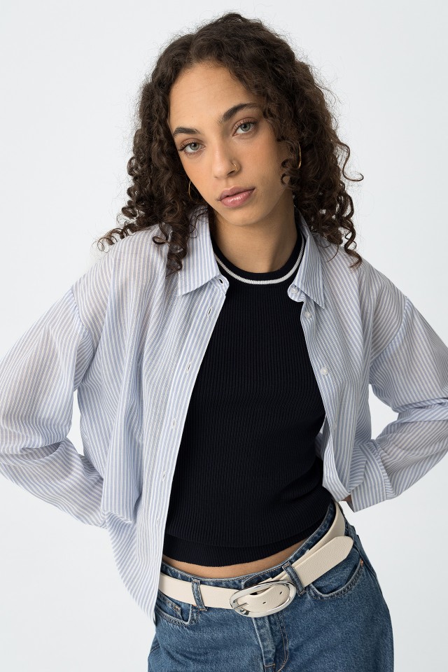Camisa Relaxed Fit con Rayas Perforadas