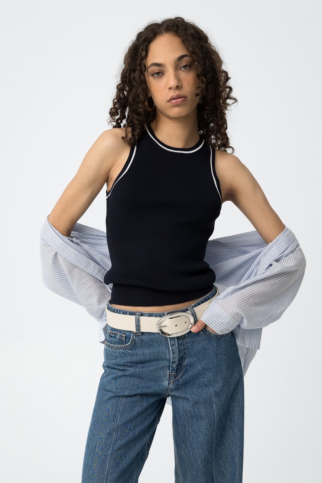 Sleeveless rib knit sweater