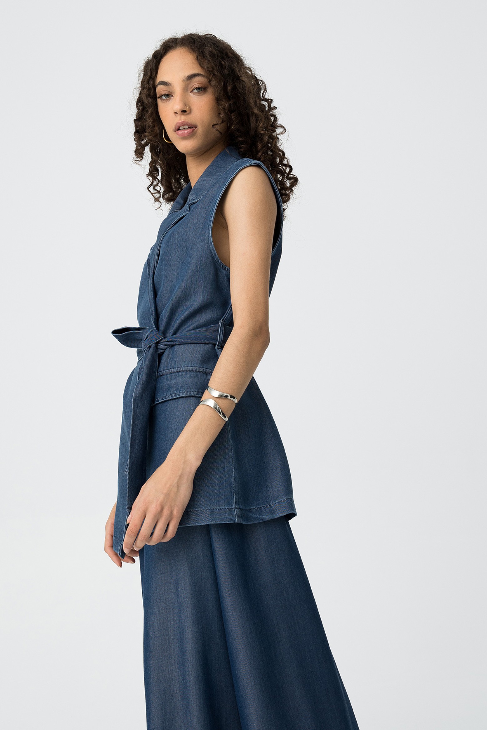 Denim effect vest