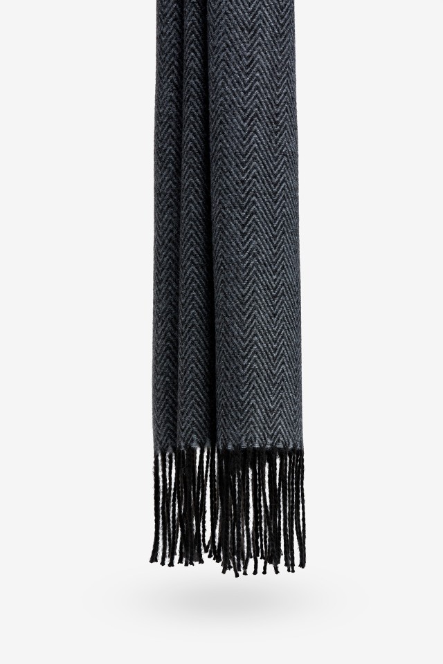 Bicolor Scarf with Fringes