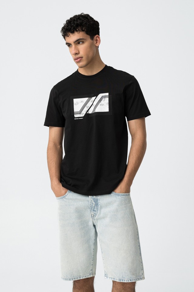T-shirt with Front Print