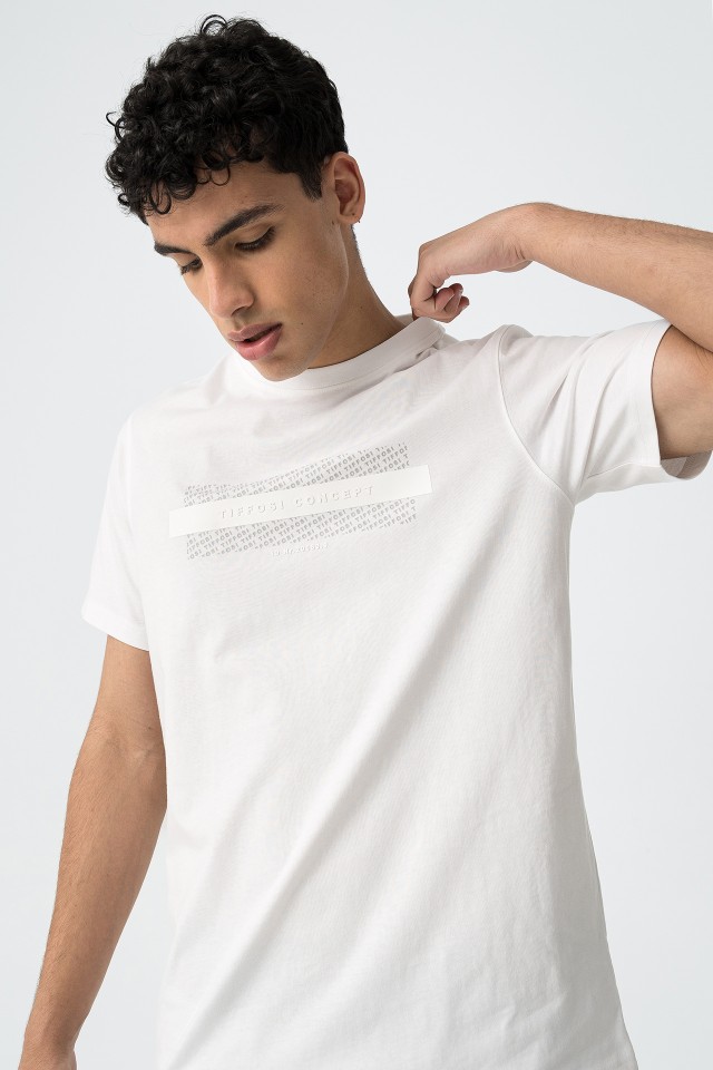 T-shirt with Front Print