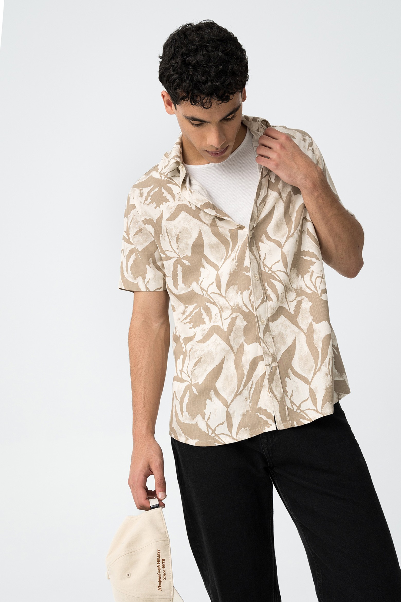 Camisa estampada de manga corta