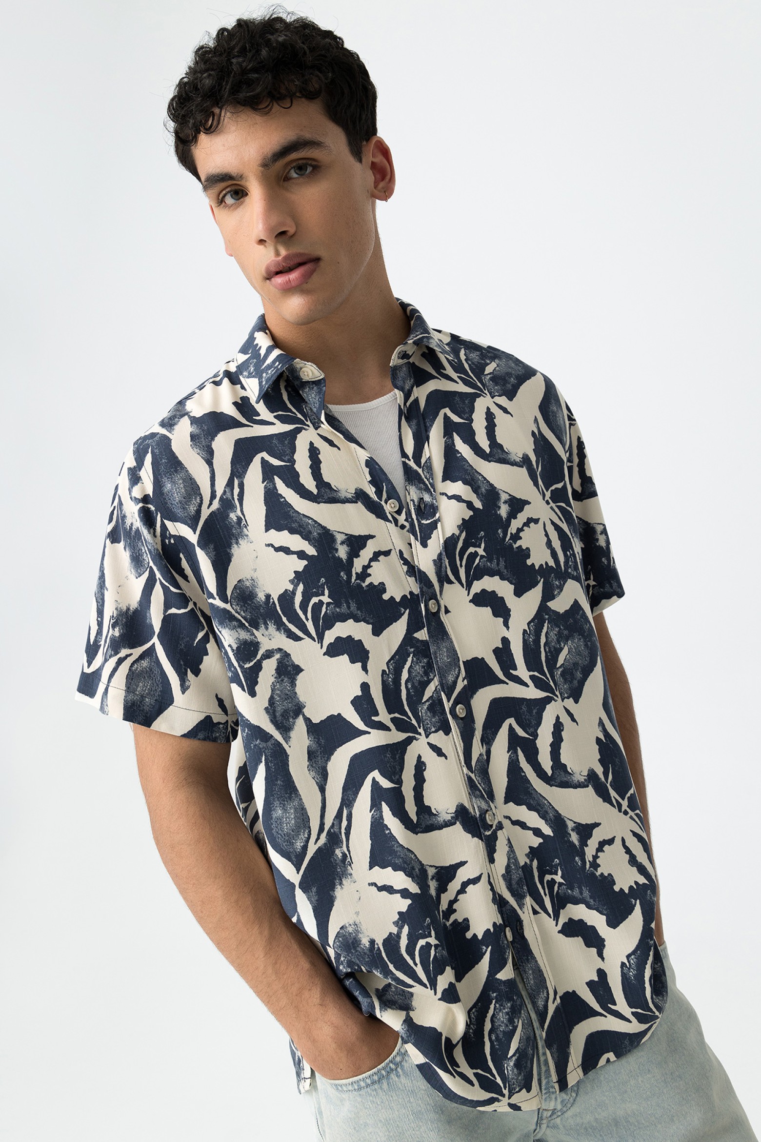 Camisa Estampada de Manga Curta