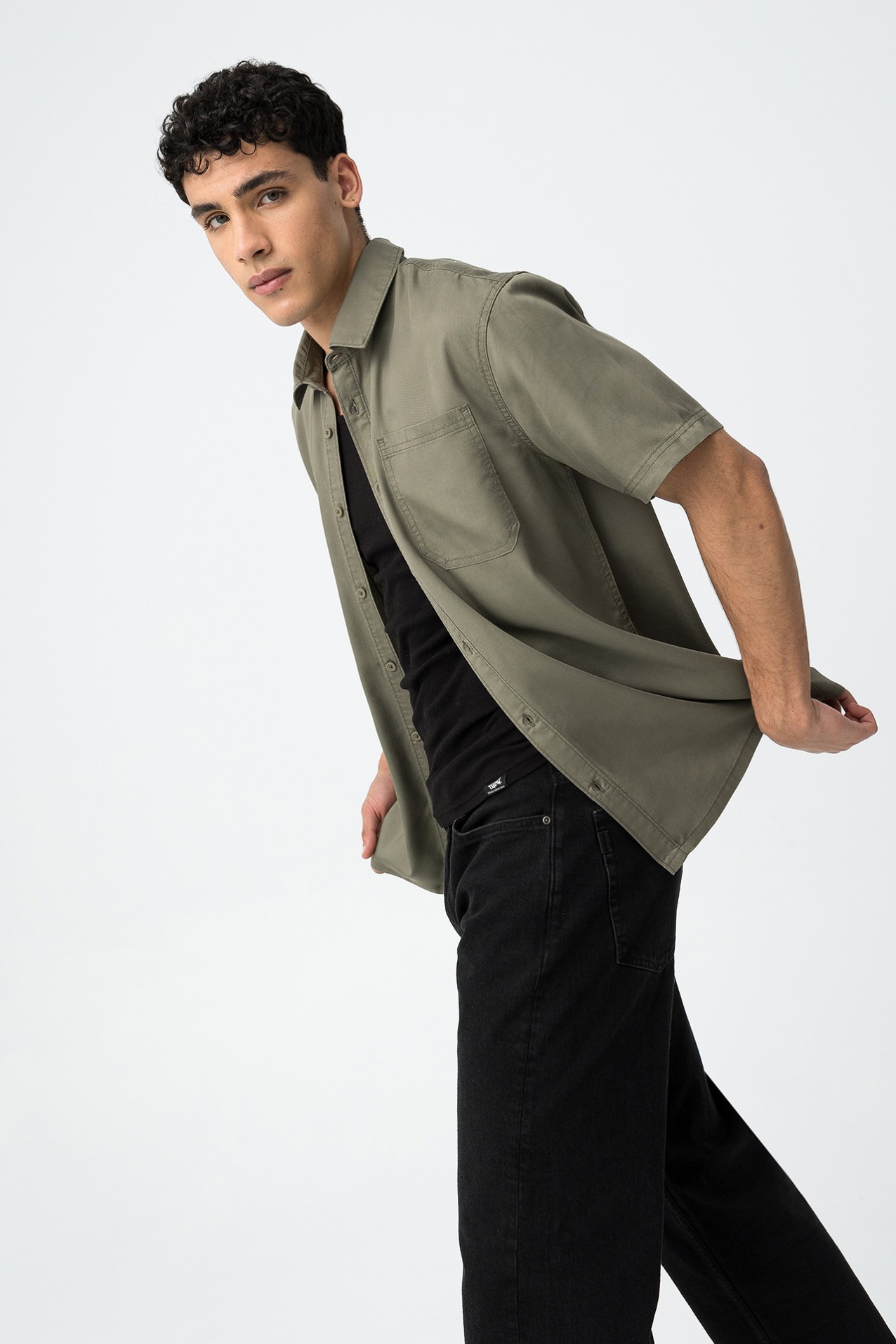 Short Sleeve Relaxed Shirt