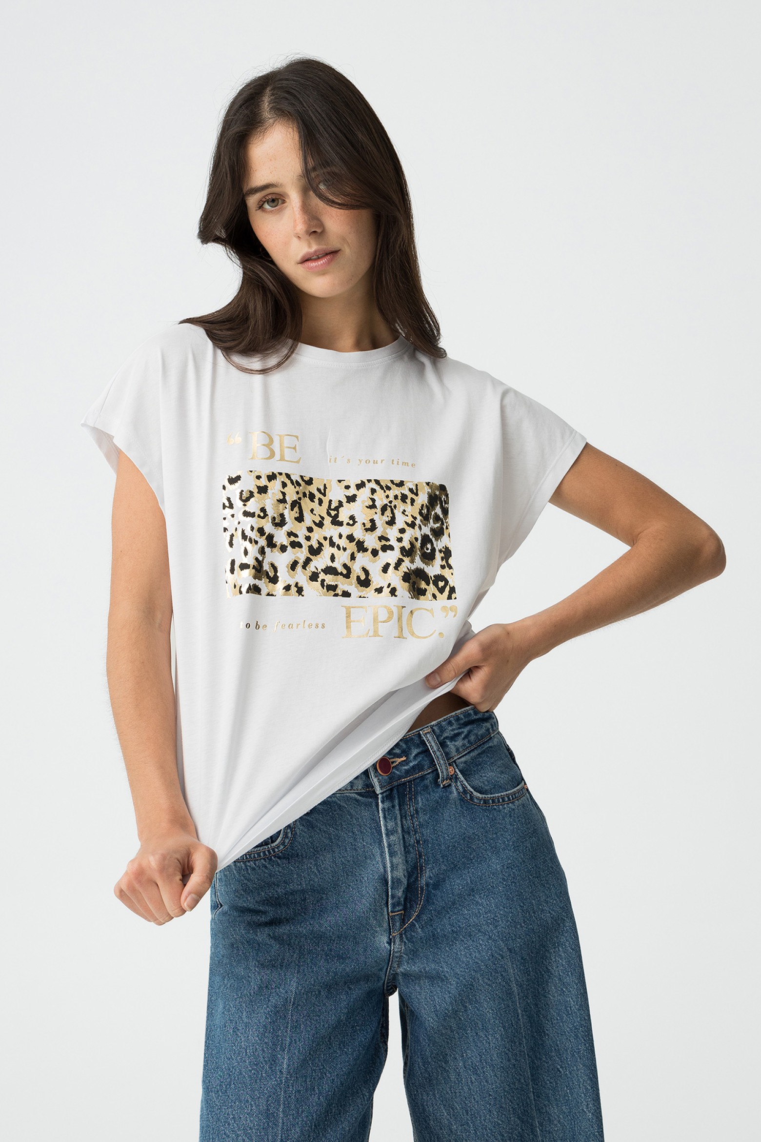 T-shirt com Estampado Frontal