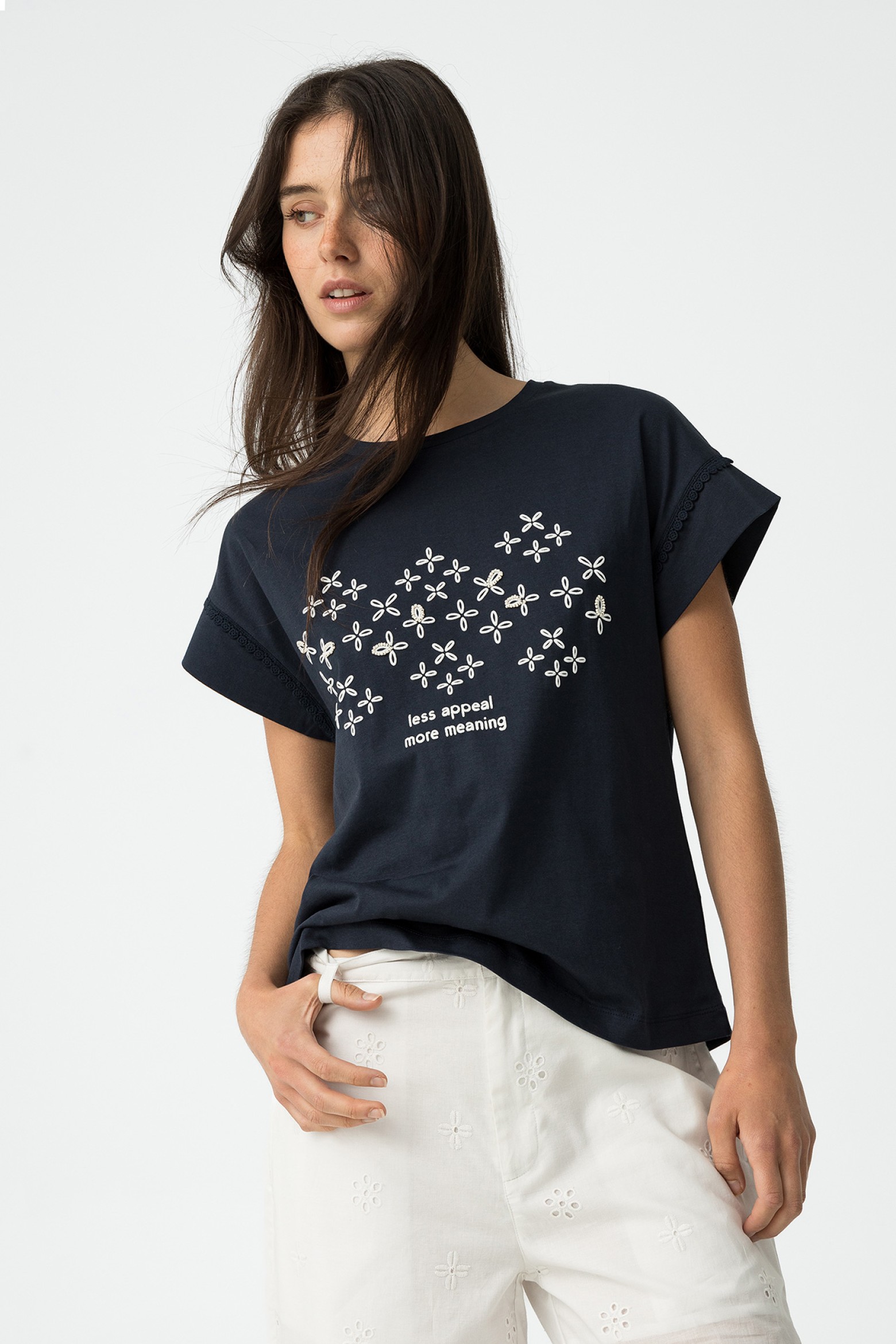 Camiseta Estampada Aplicaciones
