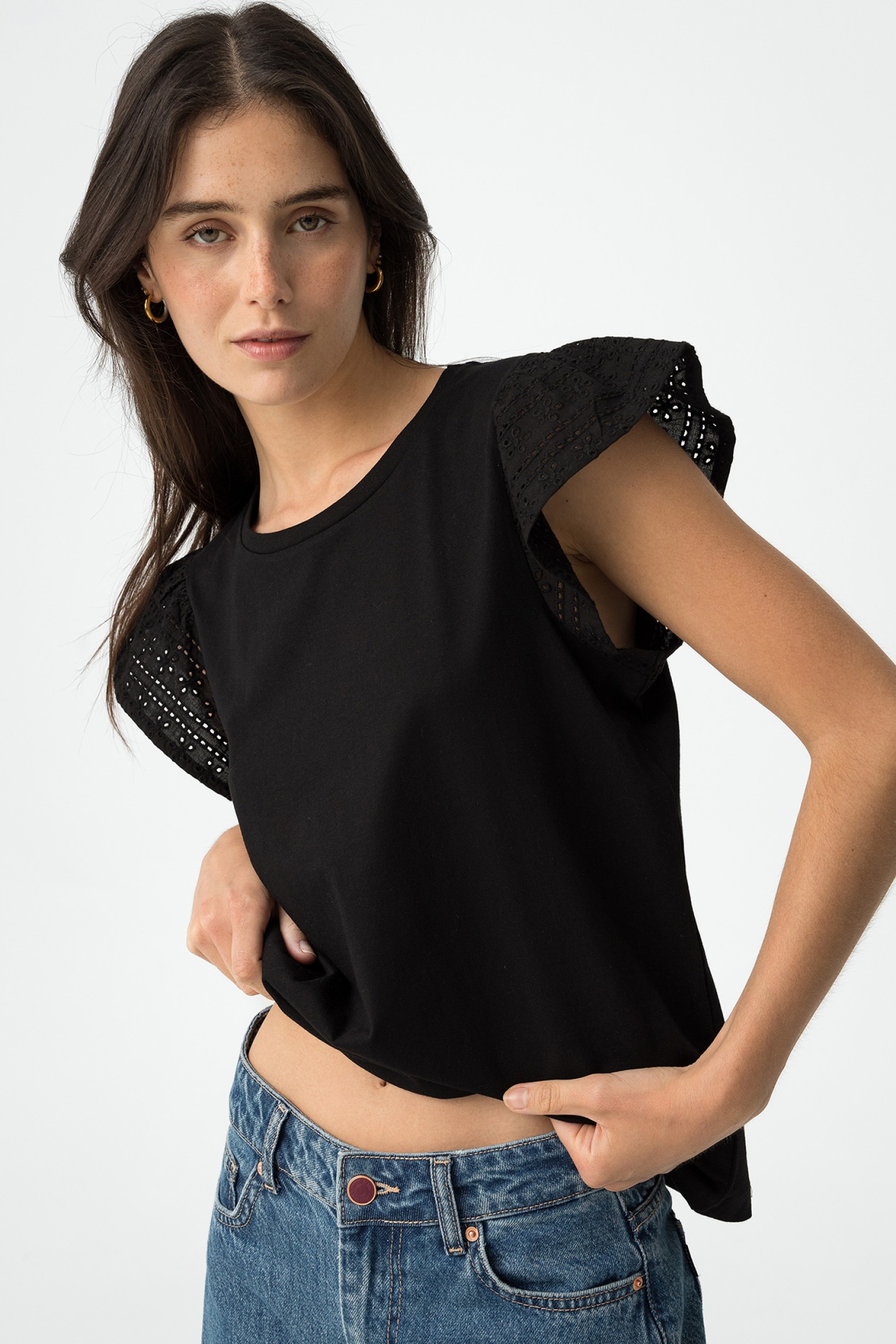 T-shirt com Mangas em Bordado Ingls