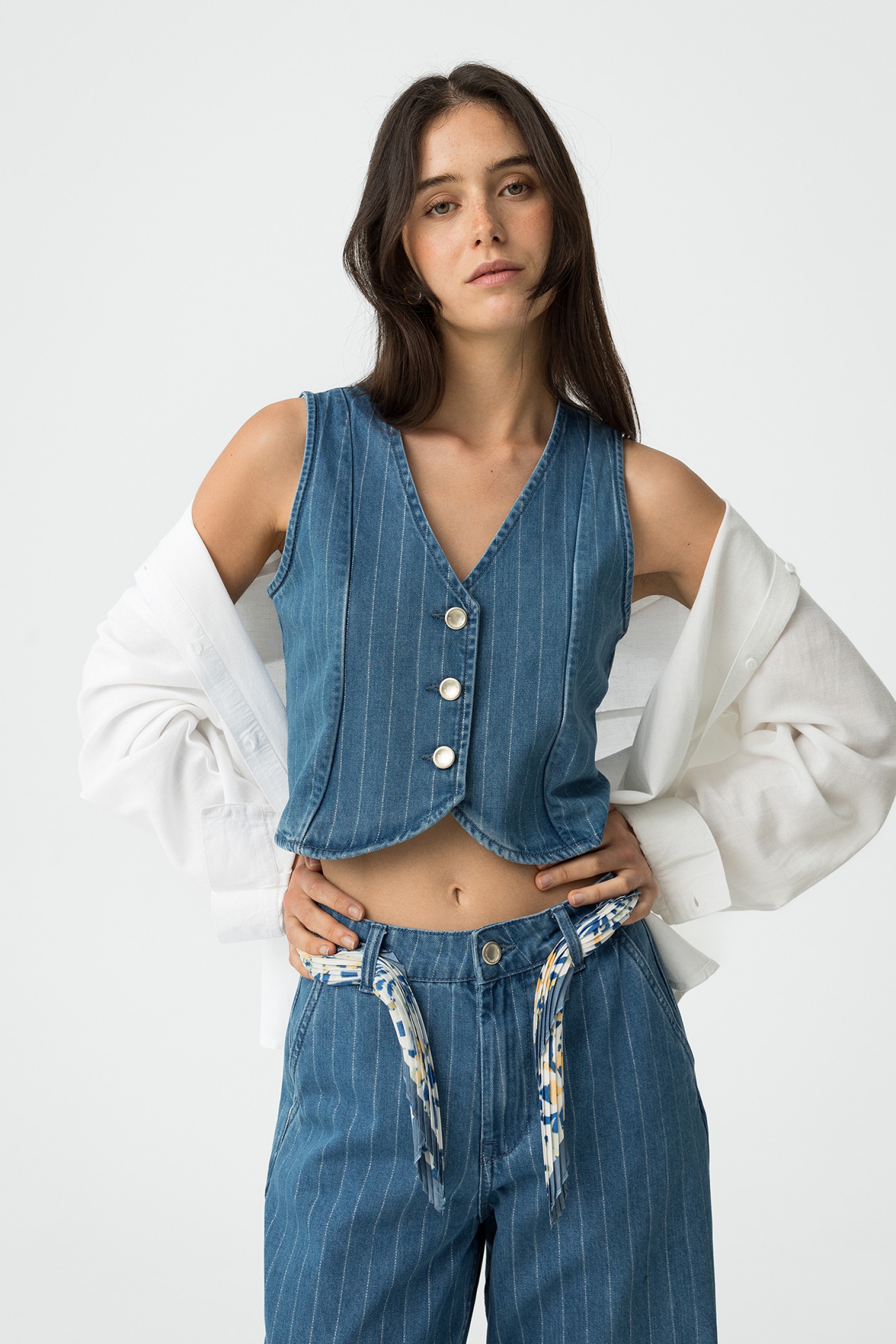 Colete Denim com Riscas Brilhantes