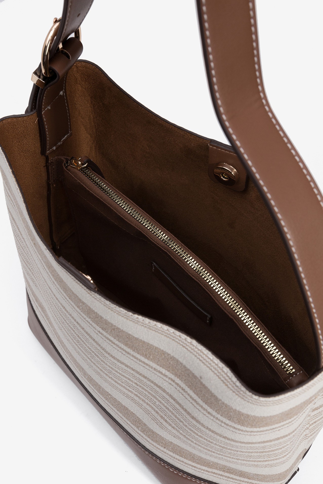 Contrasting Shoulder Bag