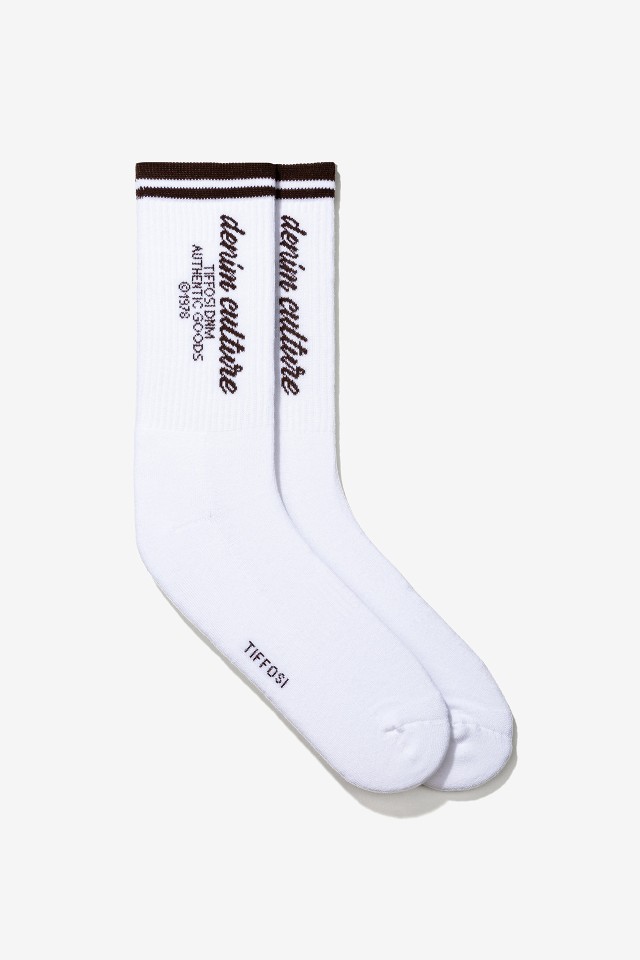 Calcetines blancos modernos