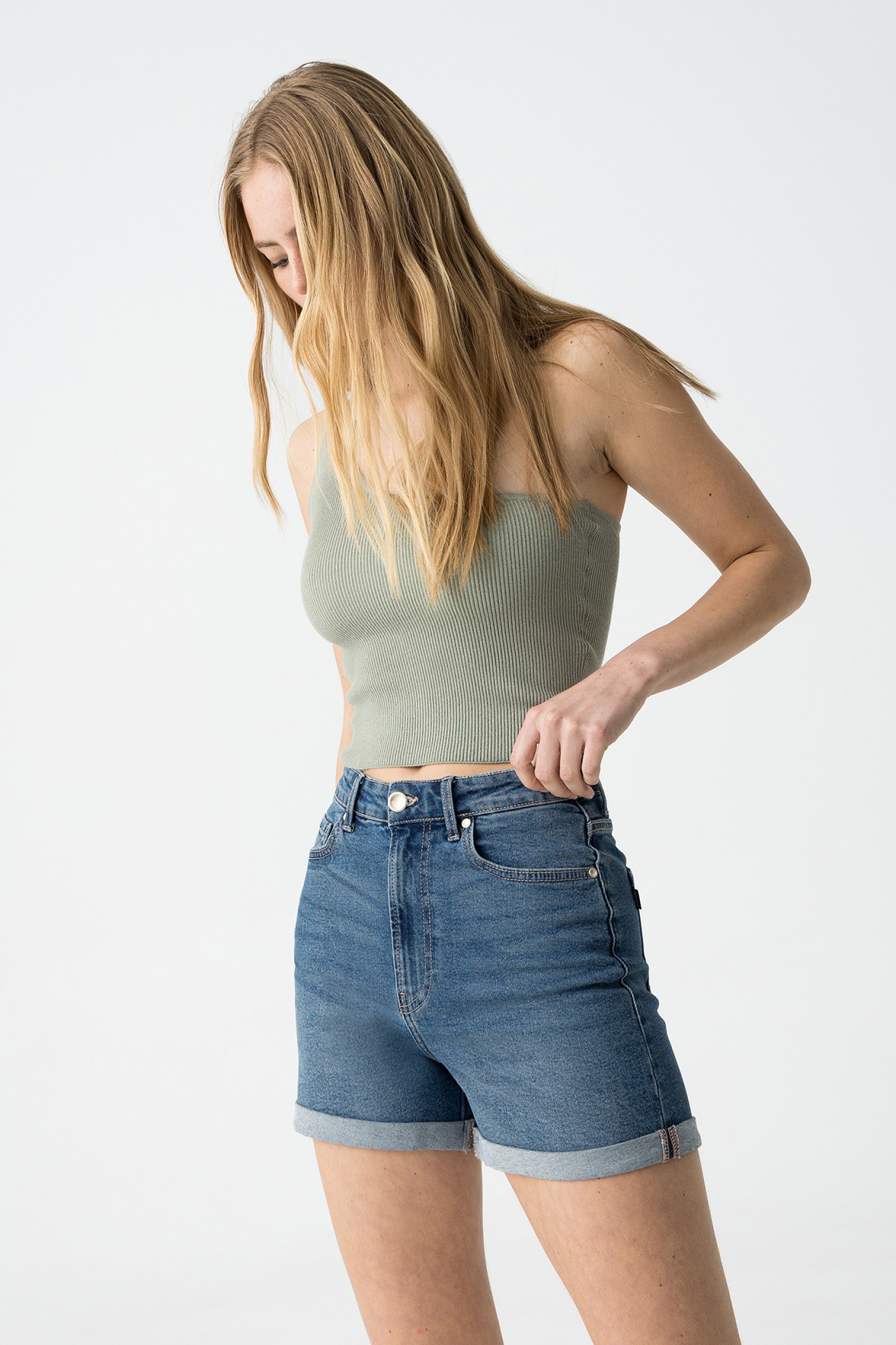 Shorts vaqueros mom fit de talle alto