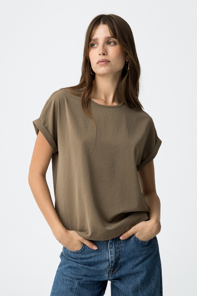 Blusa Lisa con Tejidos Contraste