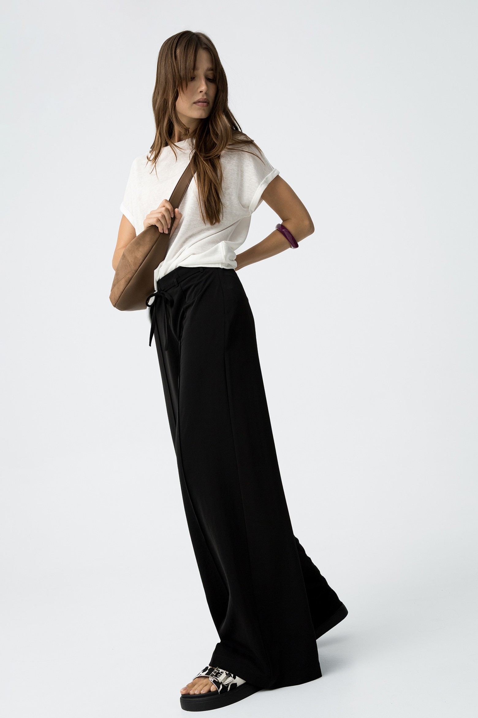 Calas Acetinadas Wide Leg