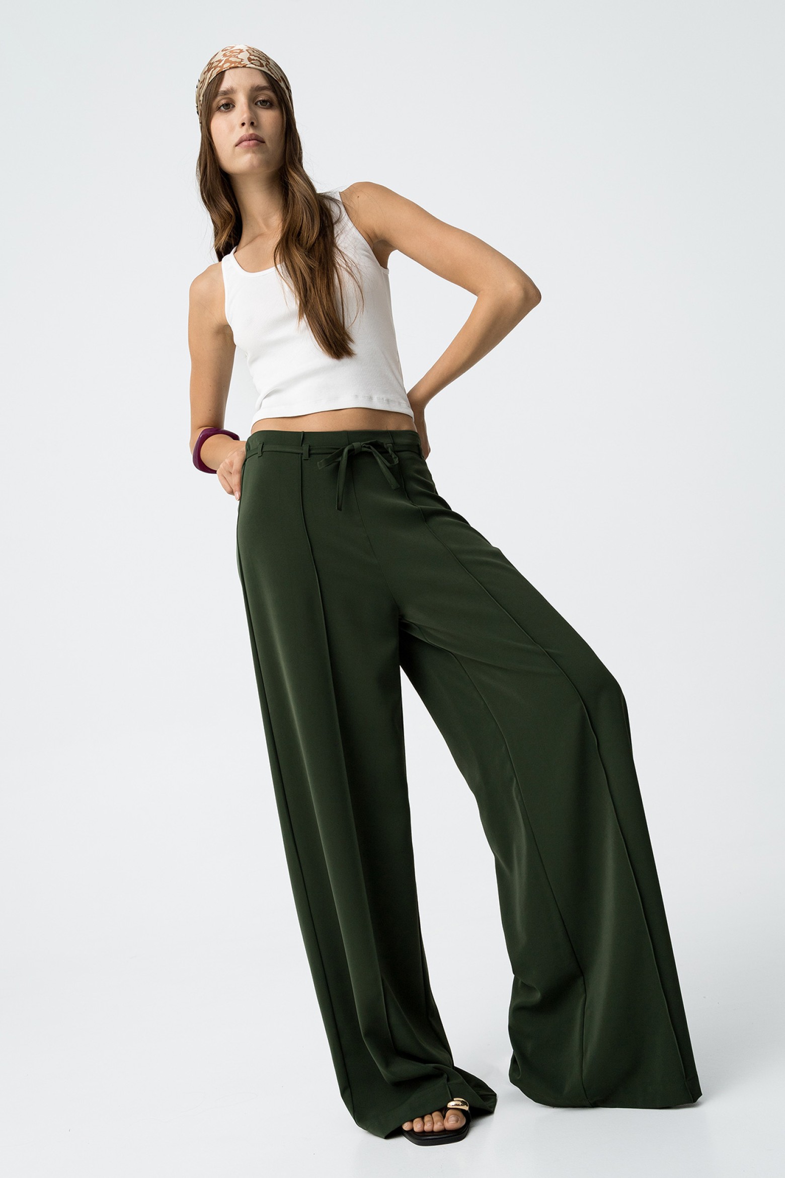 Pantalones anchos de satn