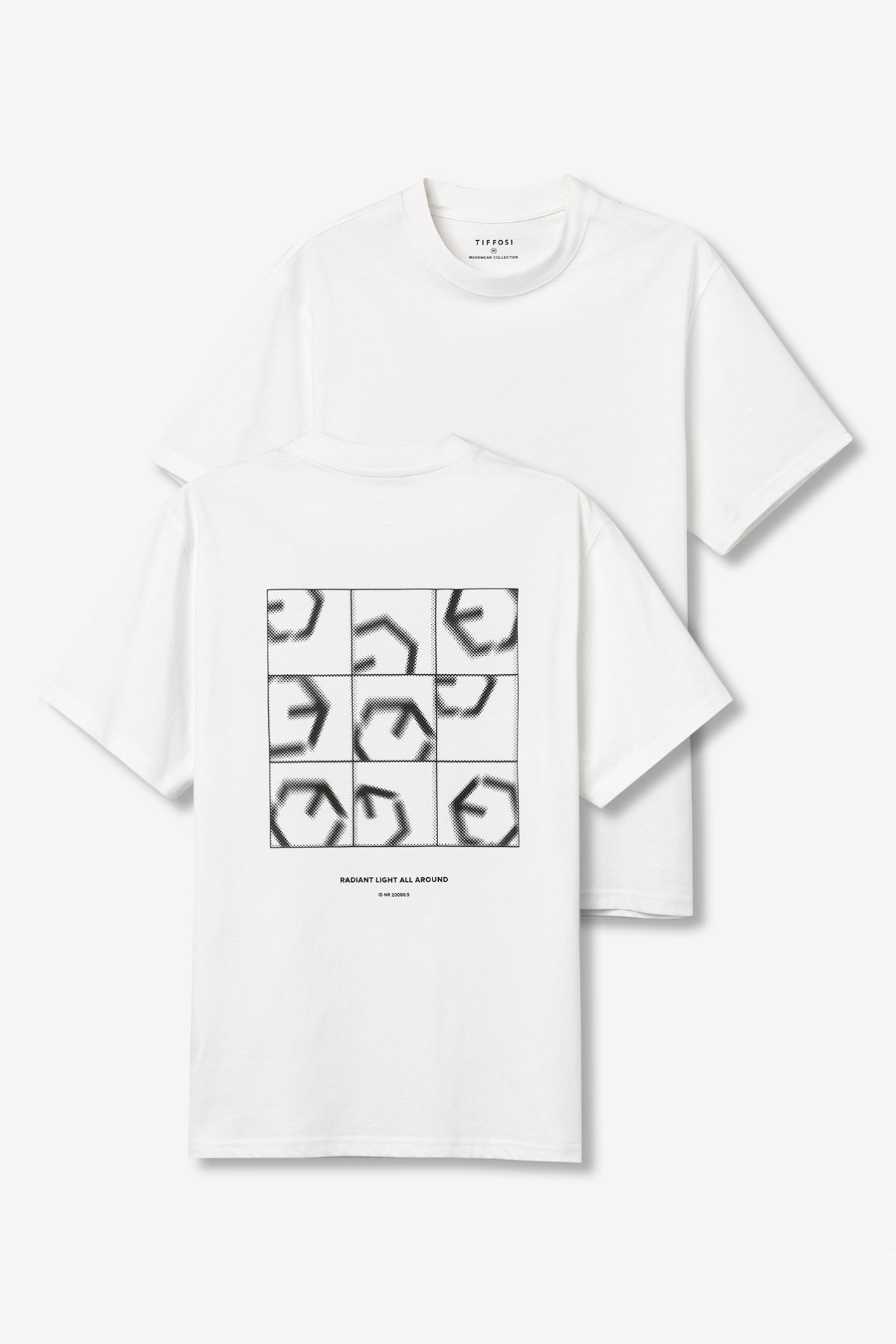 T-Shirt Estampado com Relevo