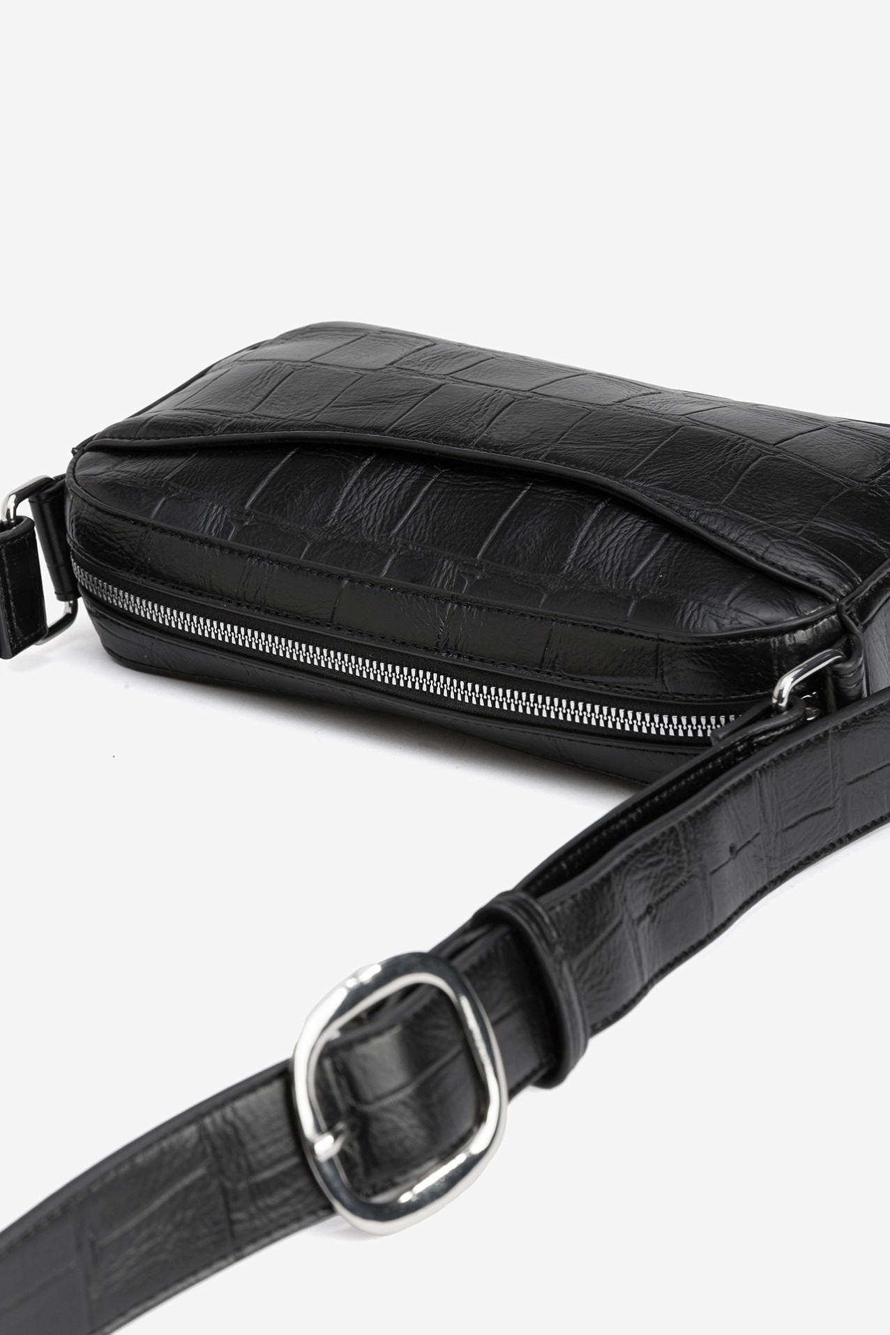 Mala Tiracolo Efeito Croco