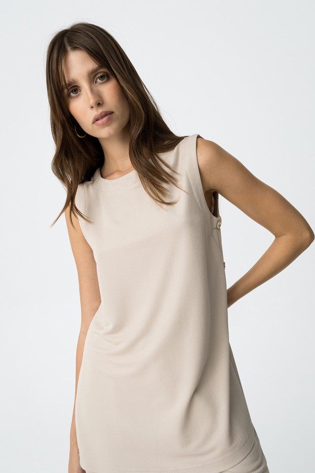 Basic Top with Side Buttons