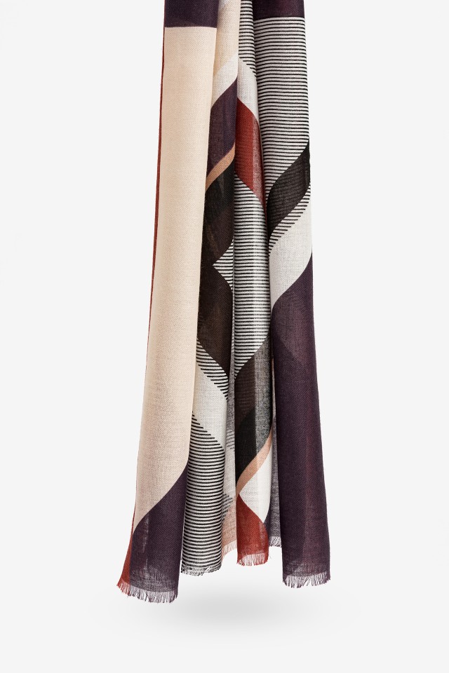 Pa�uelo Rectangular Estampado Geom�trico