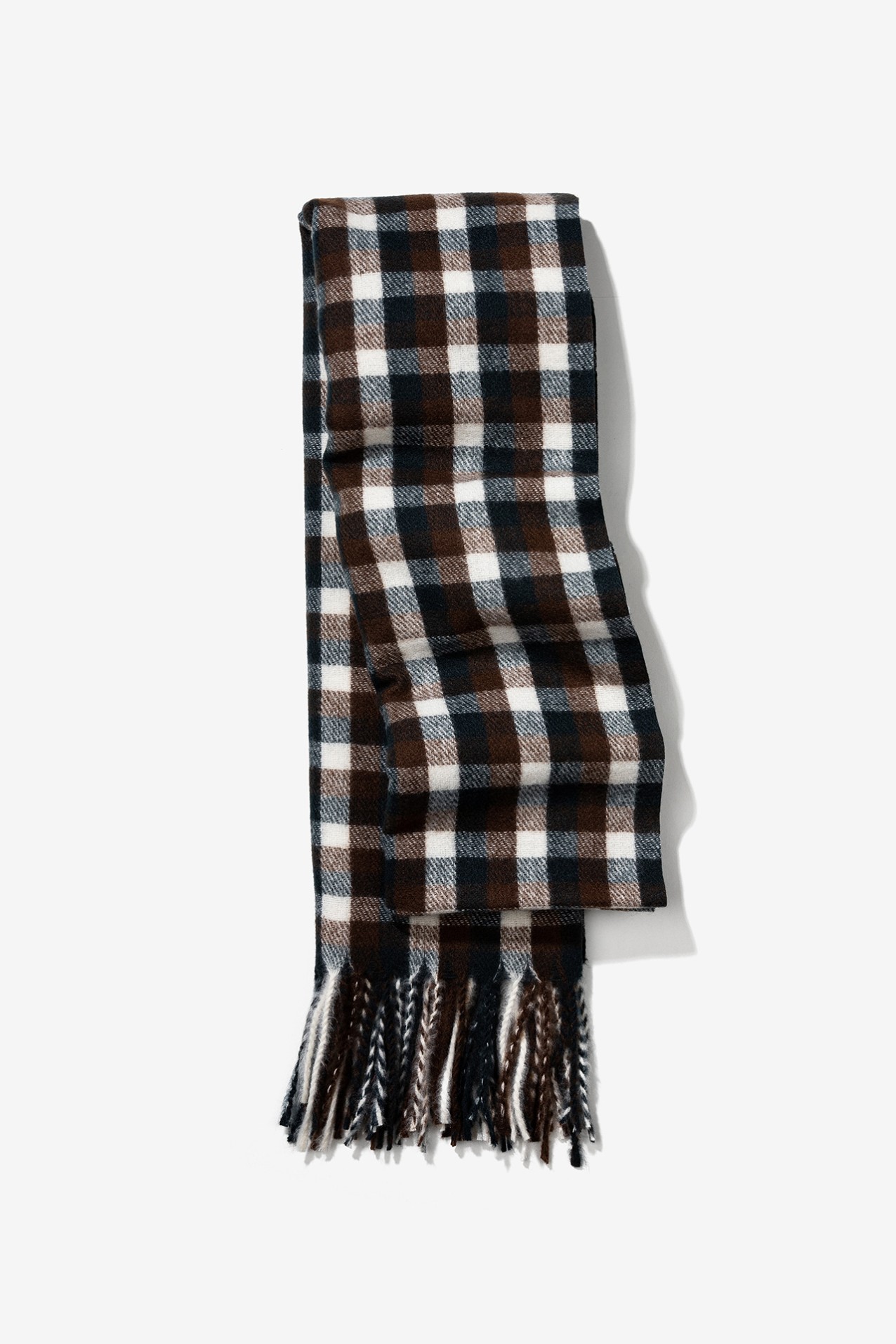 Checkered Scarf With Fringes