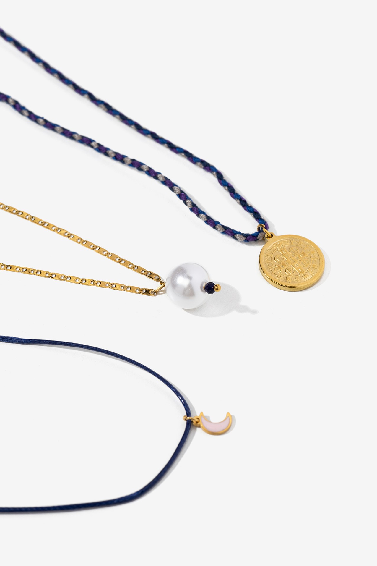 Collar Dorado Multicapa