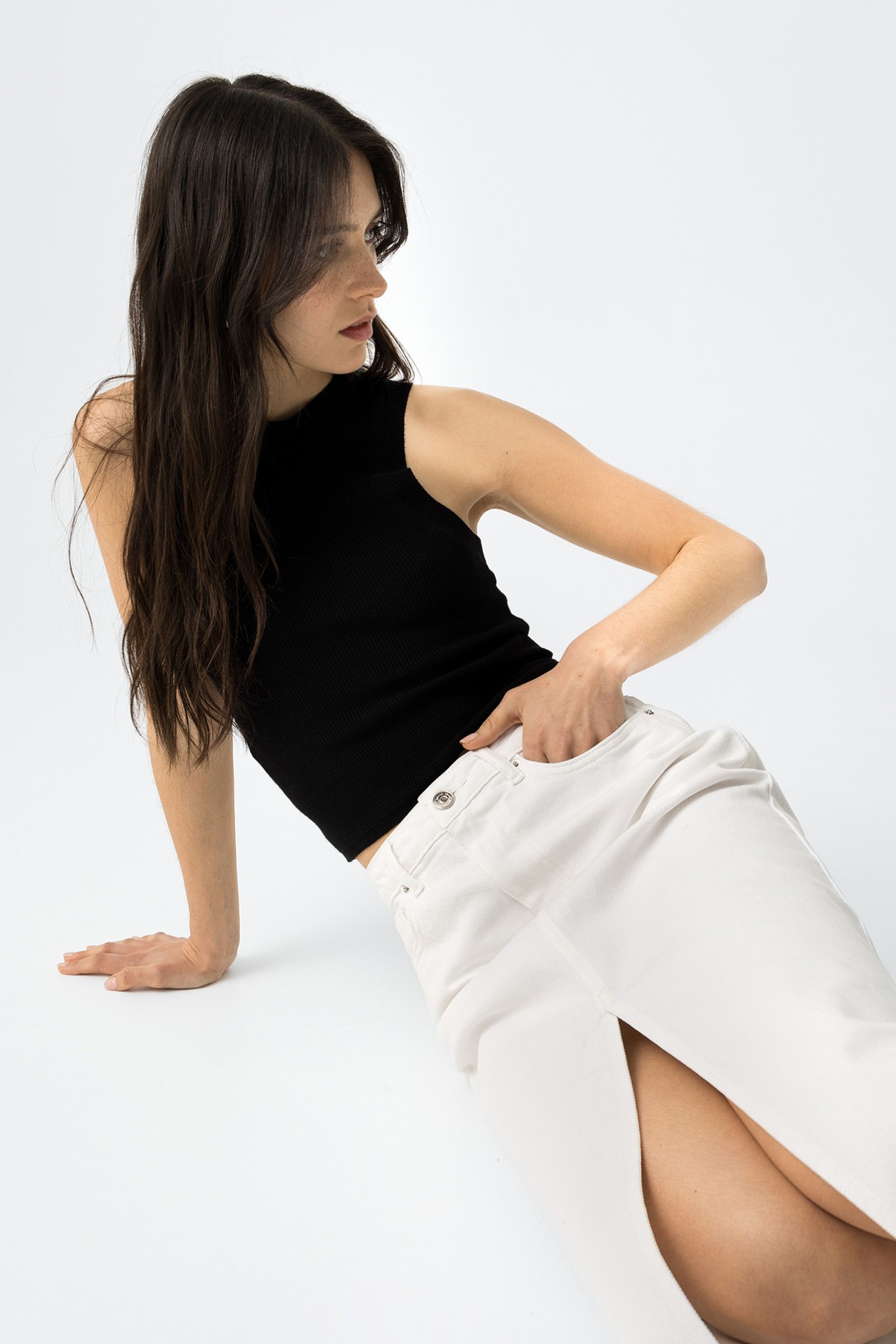 Saia Midi com Abertura Frontal