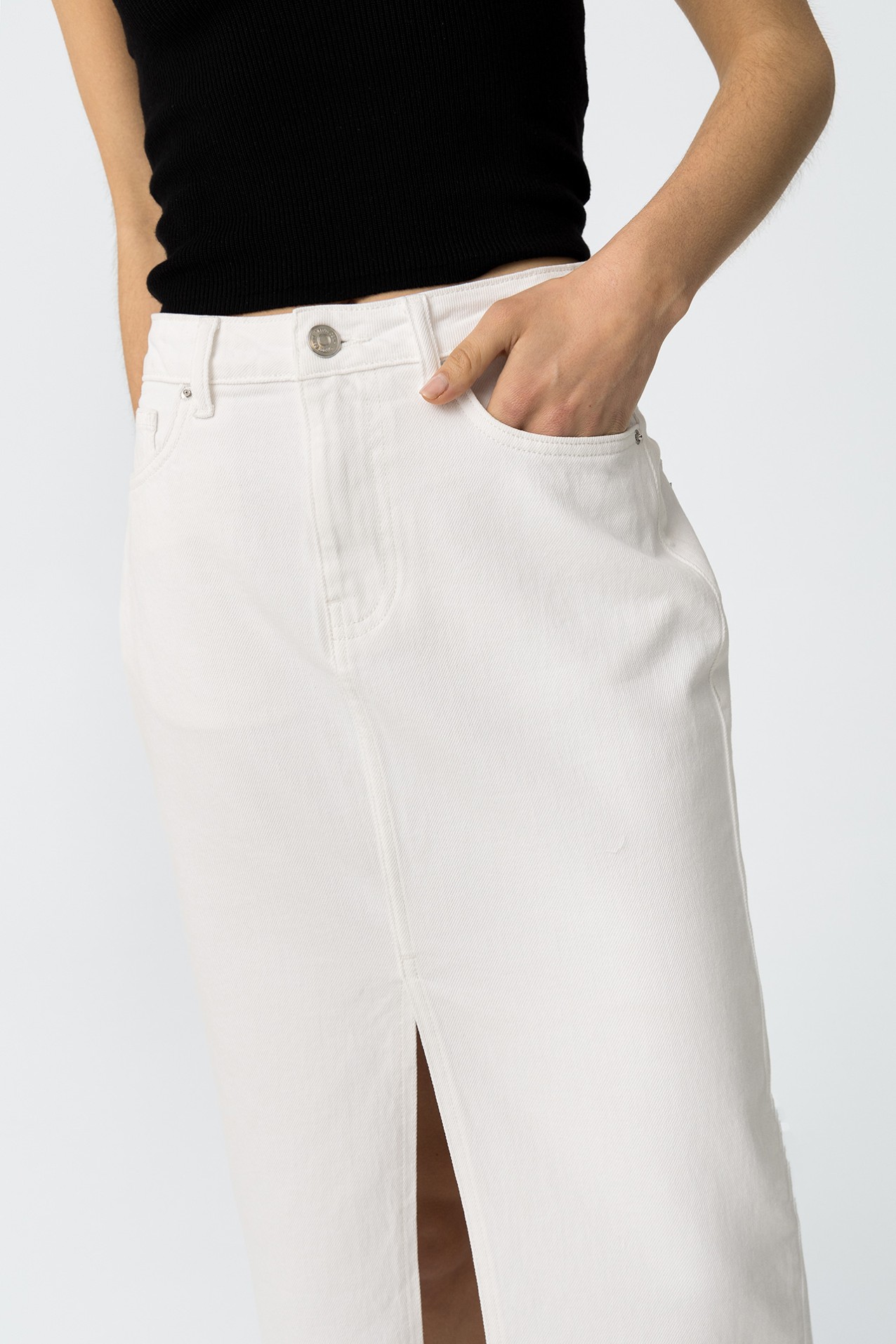 Saia Midi com Abertura Frontal