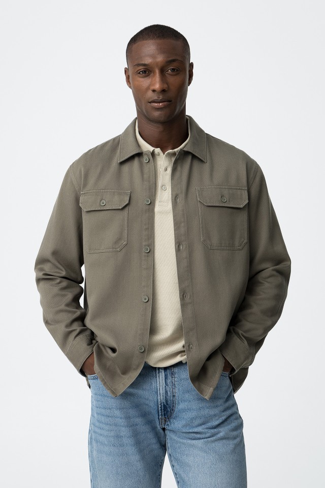 Camisa Relaxed Fit com Bolsos