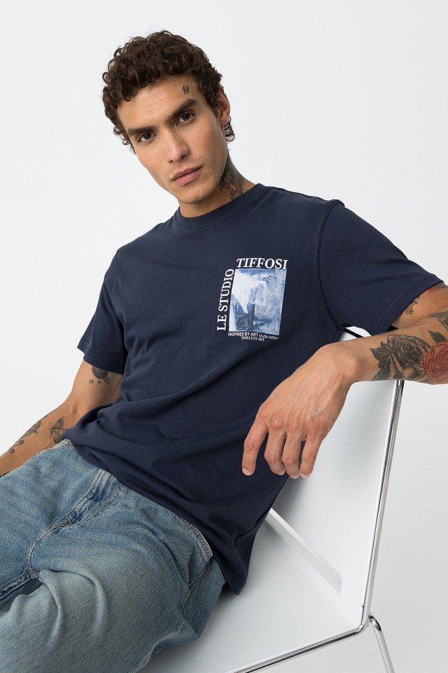 Embroidered T-shirt with print