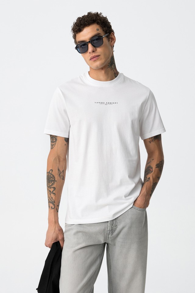 T-shirt with back print