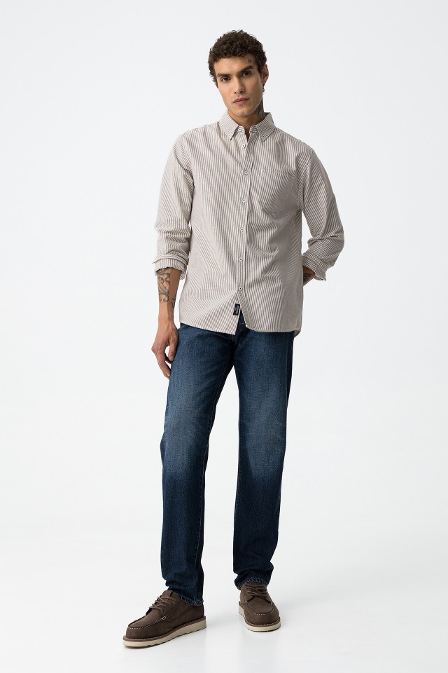 Austin Straight Fit Jeans