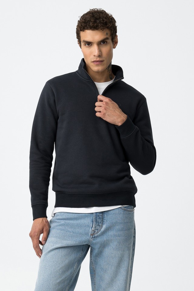 Sweatshirt com Fecho de Correr