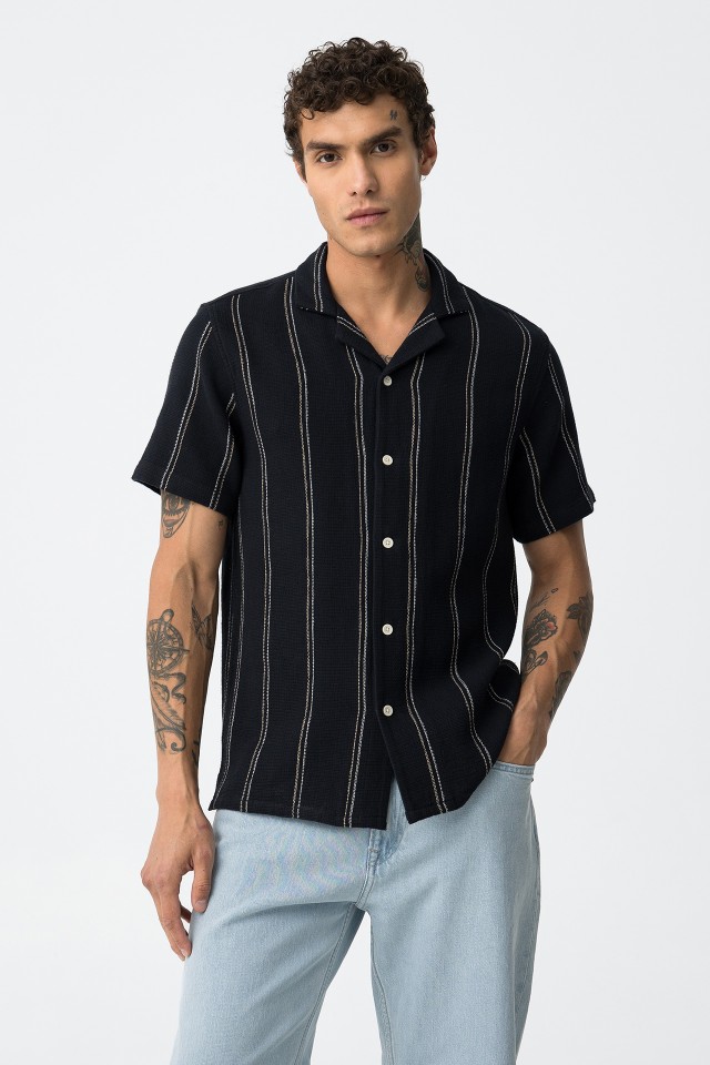 Camisa Texturizada s Riscas