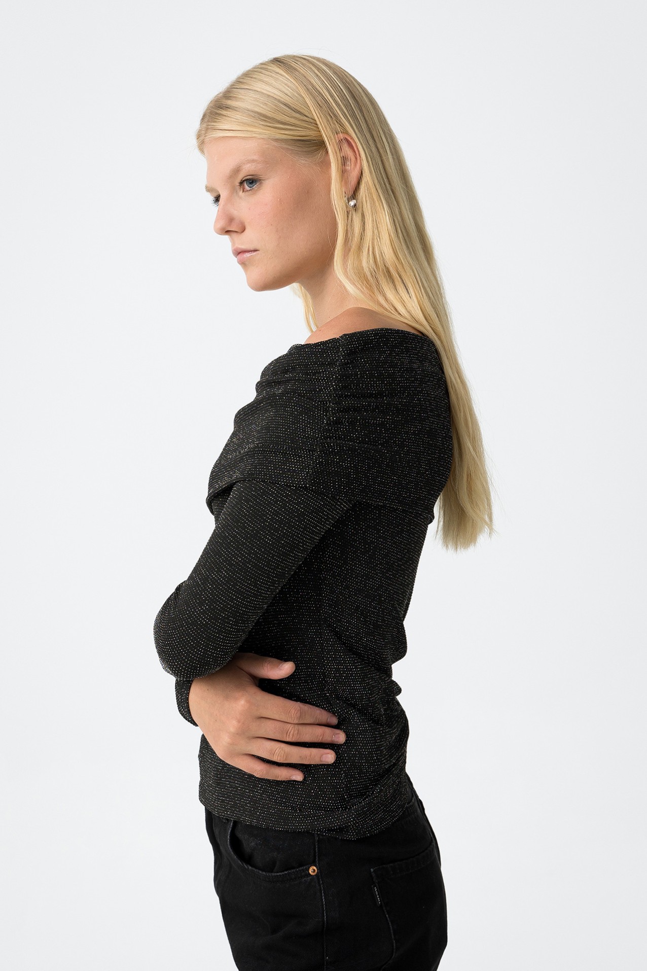 Top Hombros Descubiertos con Hilo Metalizado