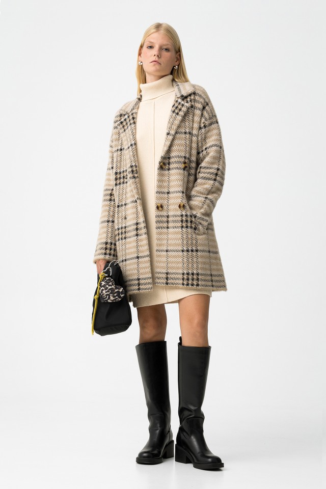 Relaxed fuzzy knit cardigan