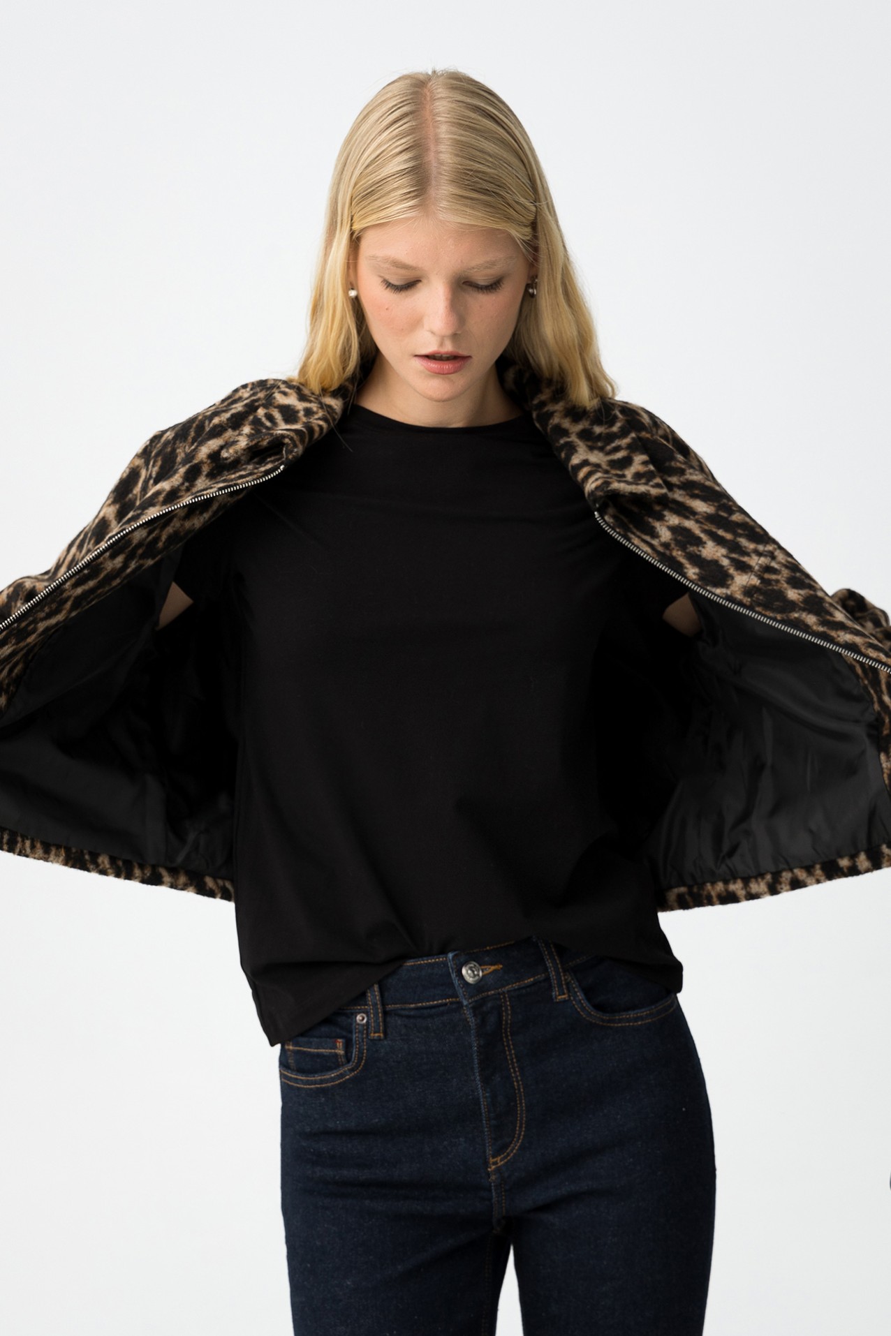 Relaxed Coat with Leopard Pattern