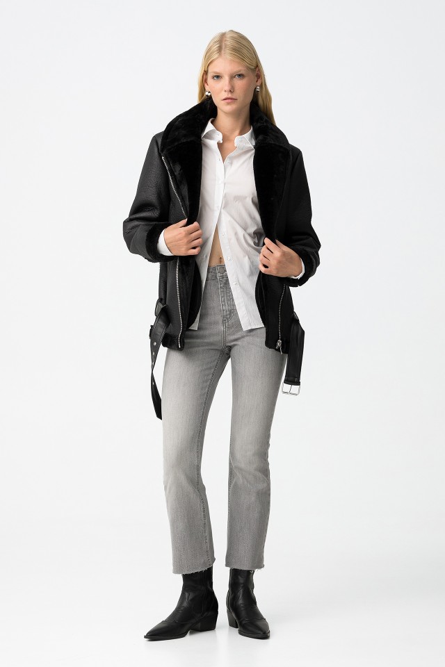 Megan Cropped Flare Jeans