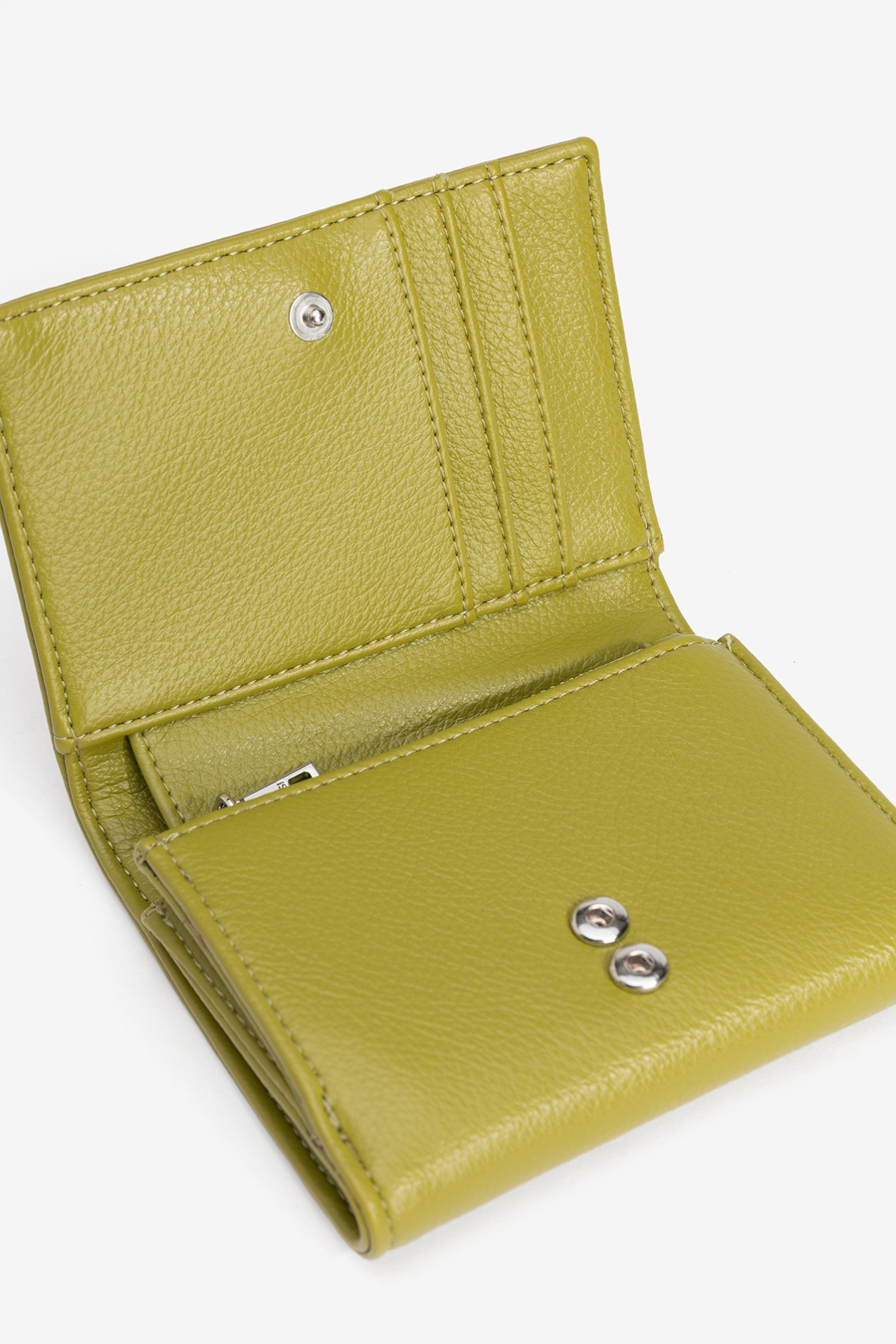 Porta-Moedas Verde Compacto