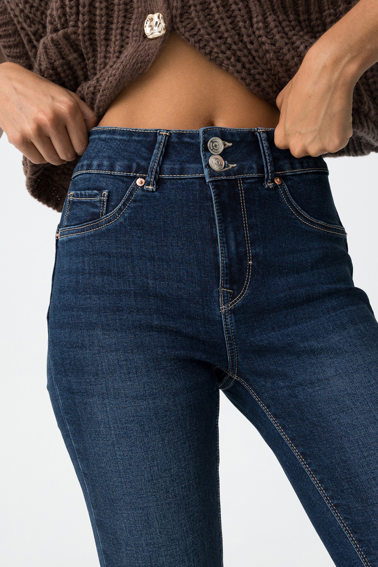 Light Push-up Skinny Jeans with Mid Waist