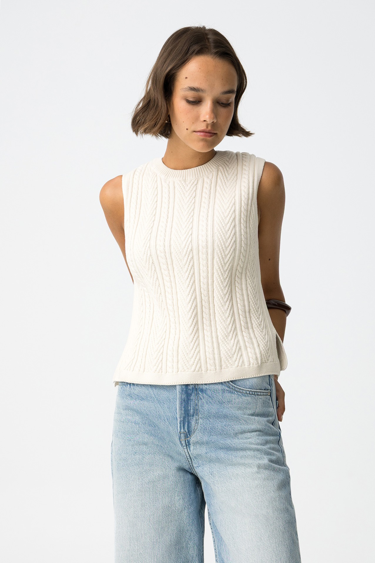 Chaleco de punto trenzado