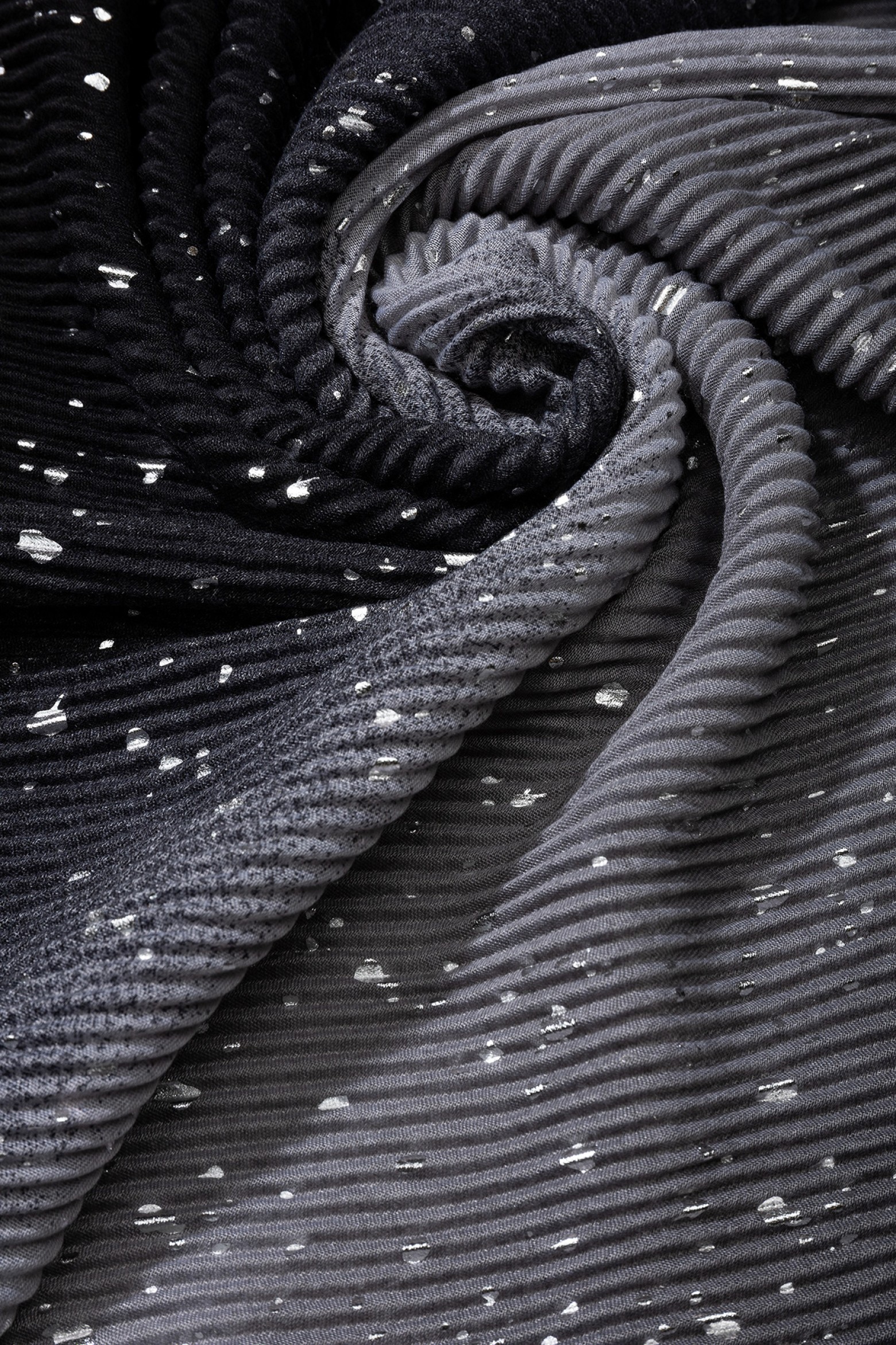 Pauelo negro con brillo