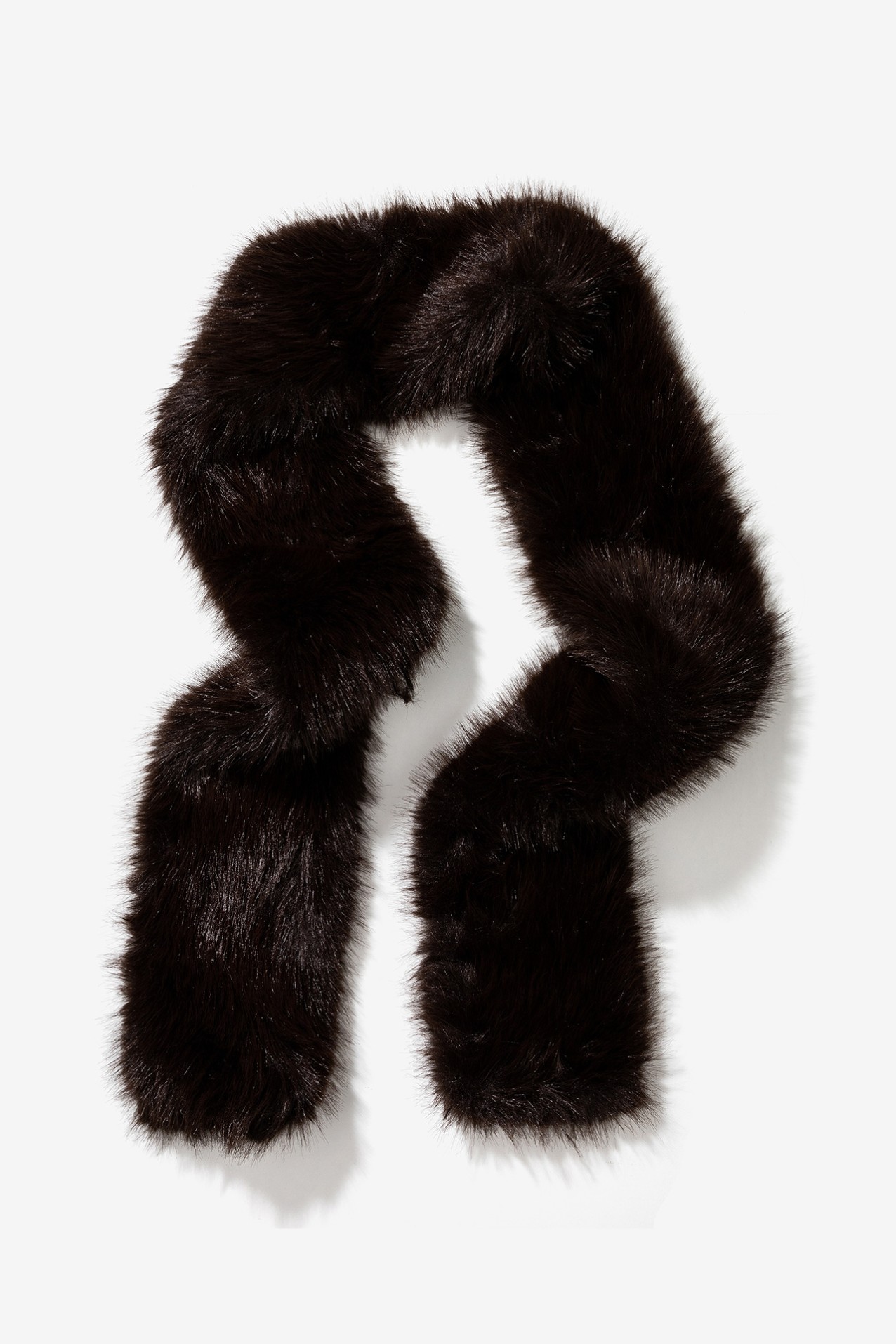 Cachecol de pelo castanho