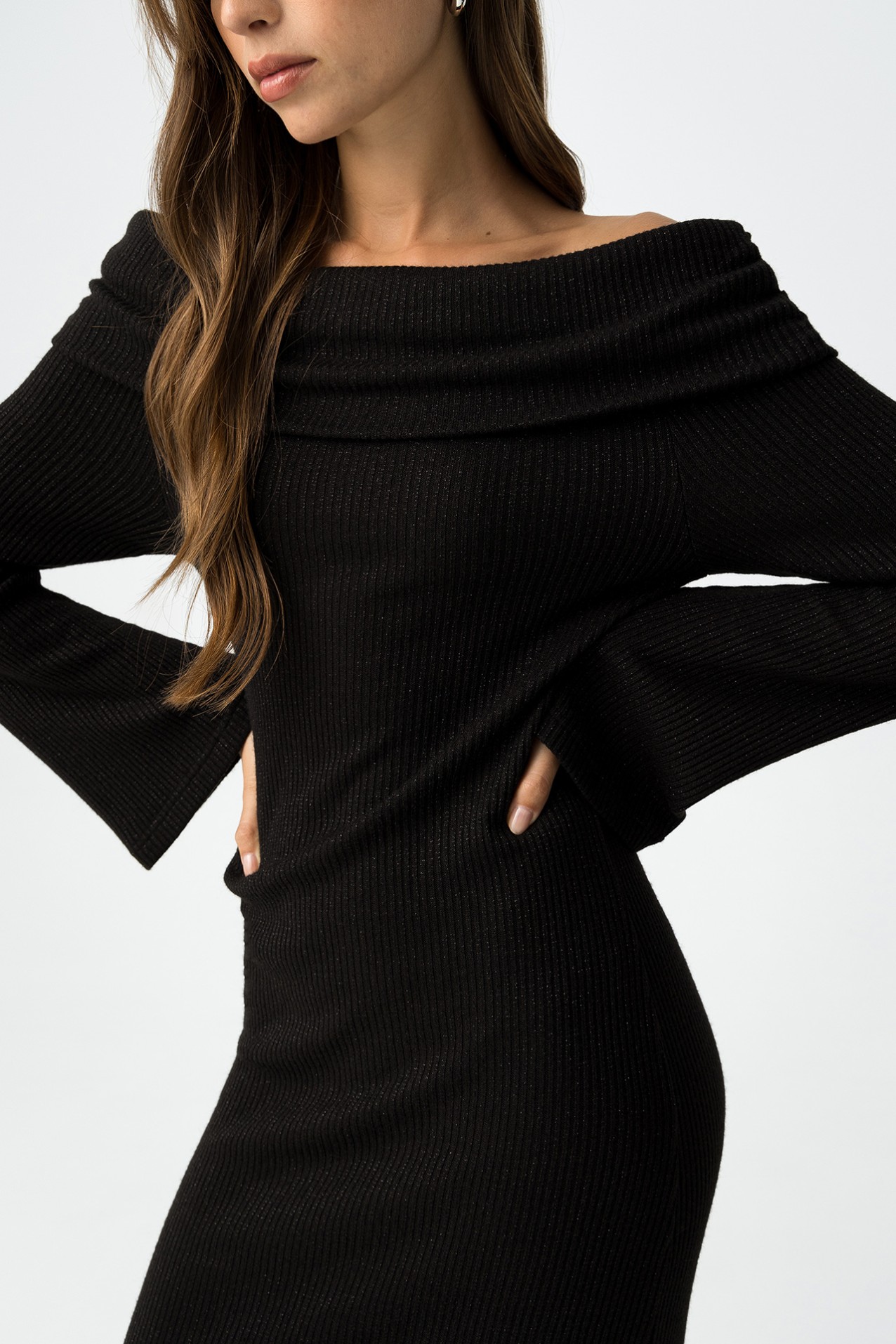 Ribbed Off-Shoulder Dress